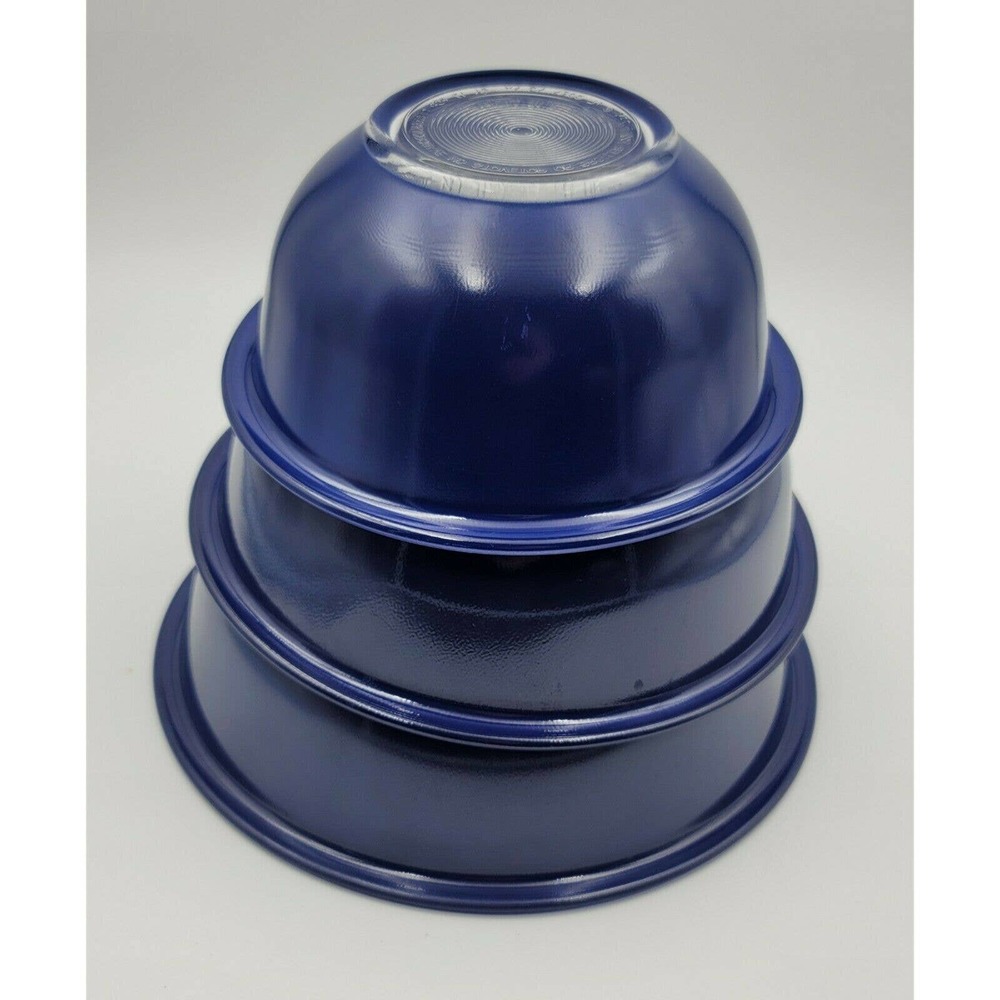 Vintage PYREX Mixing Nesting Bowls Solid Dark Blue Glass Bottom 3pcs